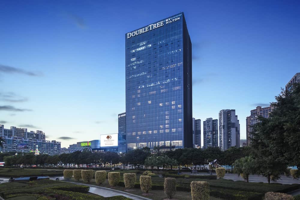 Featured image for “DoubleTree by Hilton Shenzhen Longhua”