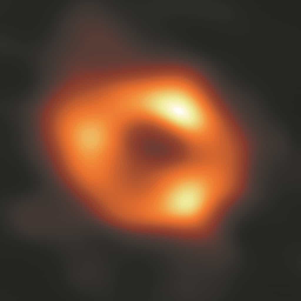 Featured image for “Image captures black hole at center of Milky Way”
