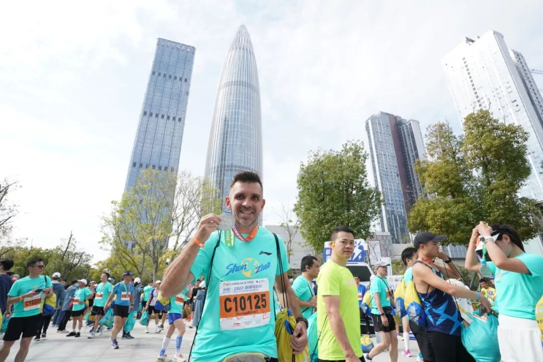 Featured image for “Fellow Shenzhen Expat Thomas Royet defeats his shoes in Marathon Run”