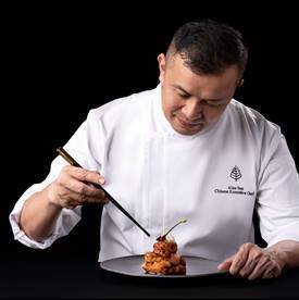 Featured image for “<strong>Alan Sun Takes A Coveted Role As Executive Chinese Chef At Four Seasons Hotel Shenzhen</strong>”