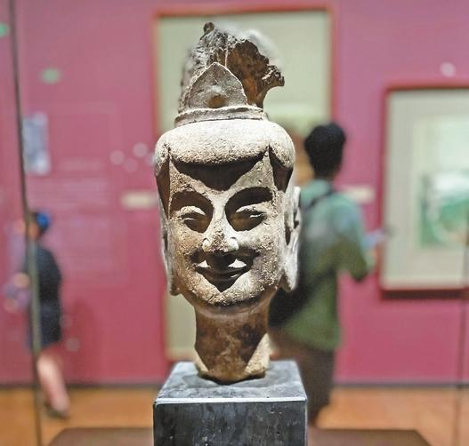 Featured image for “‘Oriental Smile’ Exhibition at Nanshan Museum open for viewing”