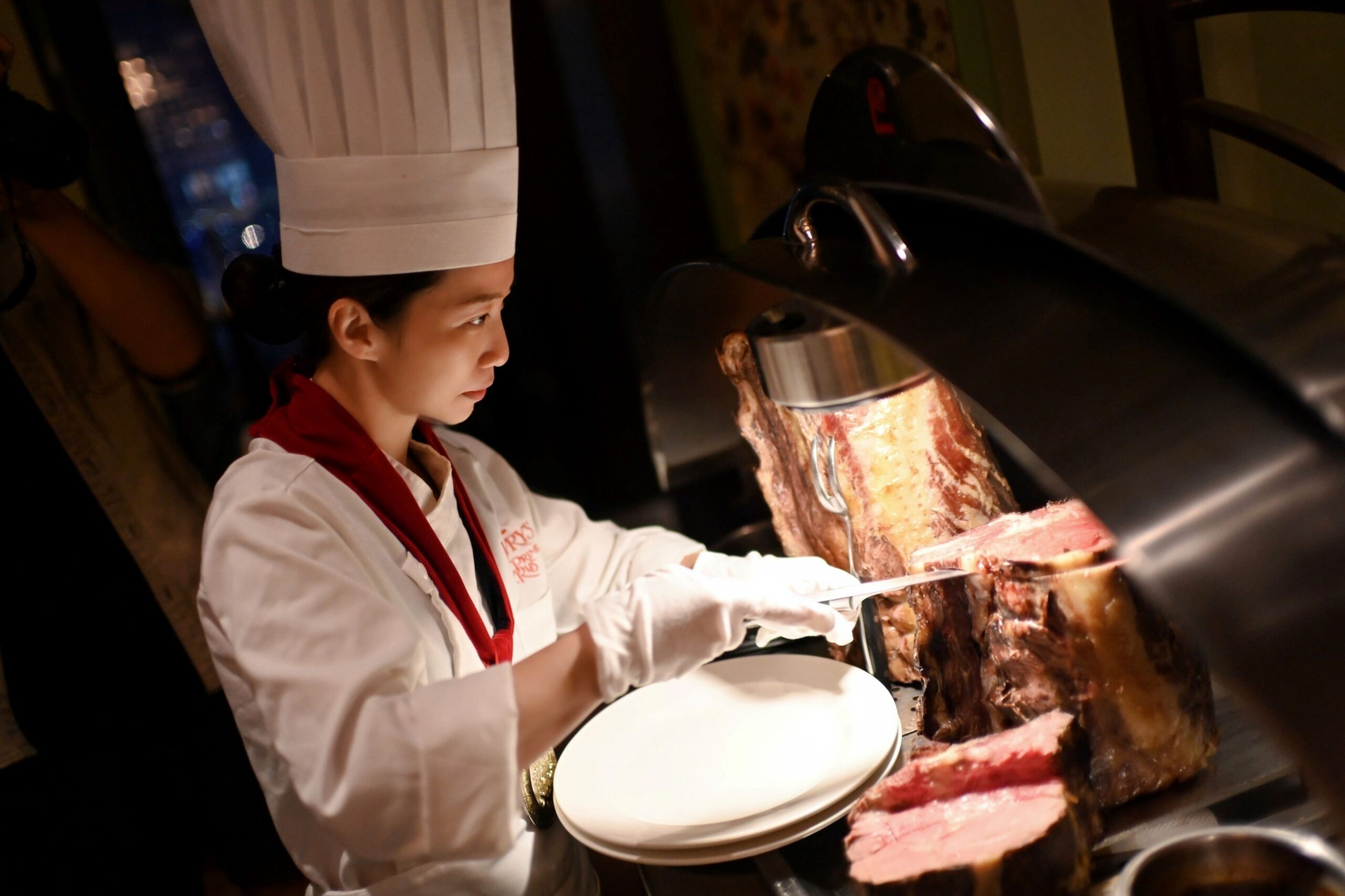 Featured image for “Lawry’s The Prime Rib and de Gournay Unveil “Hidden Forest Escape” Immersive Dining Experience”