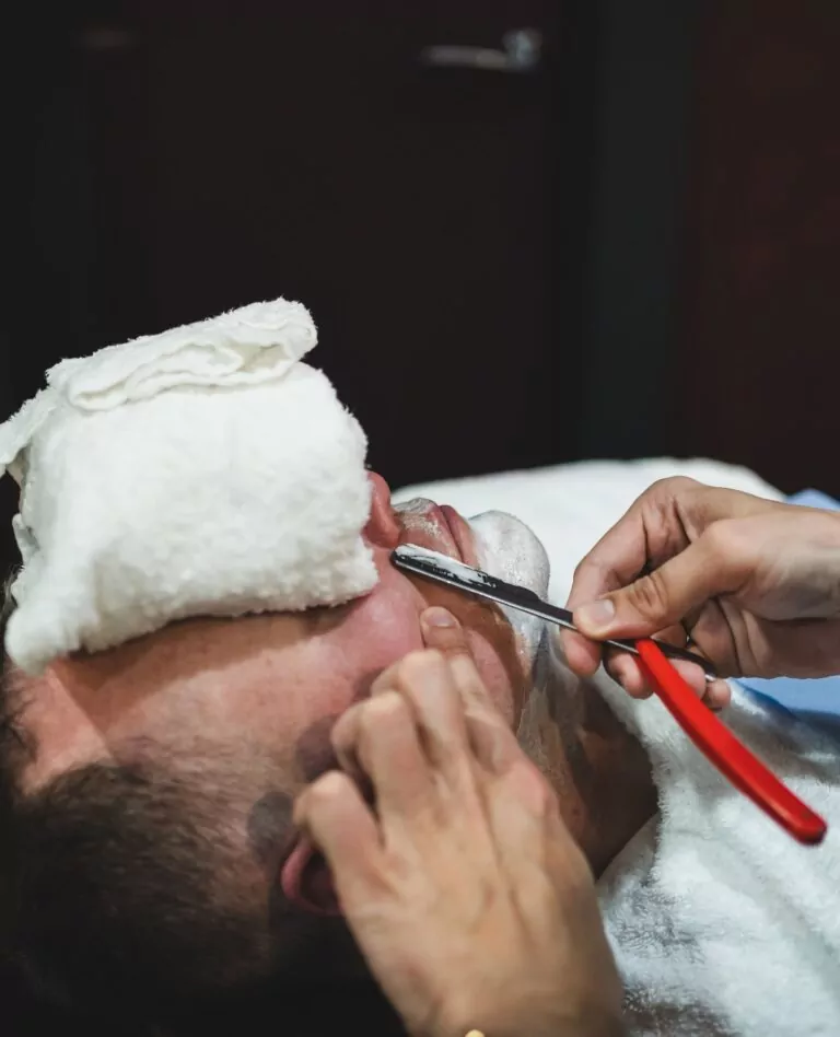 Featured image for “HOT TOWEL SHAVE: Born with Pride, Embrace the Noble Ritual @ Shenzhen The Dream Barber Shop”