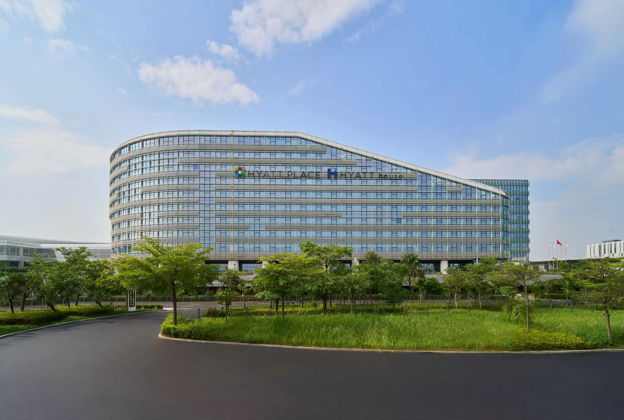 Featured image for “Hyatt Place Shenzhen Airport and Hyatt House Shenzhen Airport: 10th anniversary celebration”